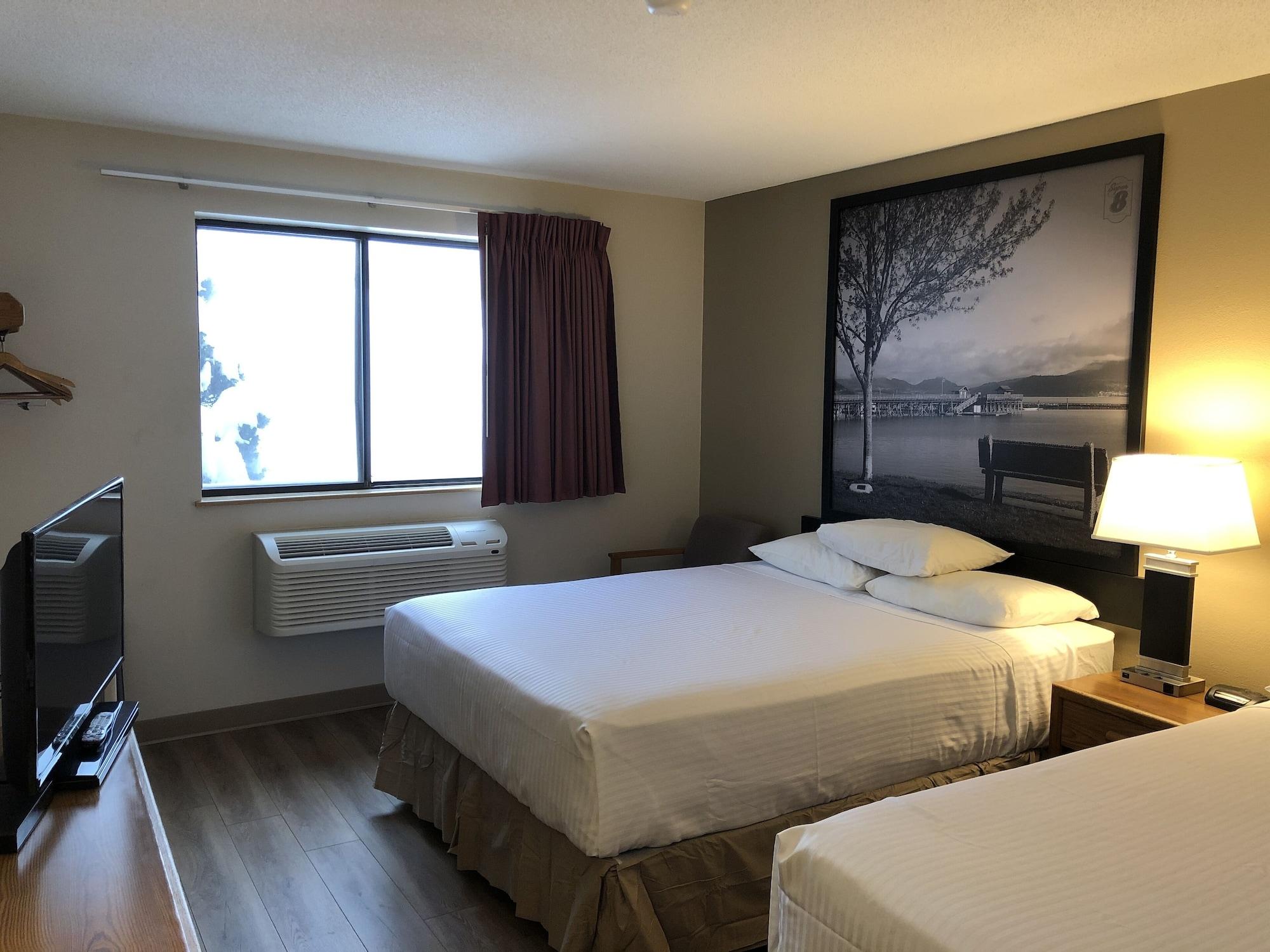 Hotel Super 8 By Wyndham Salmon Arm Zewnętrze zdjęcie