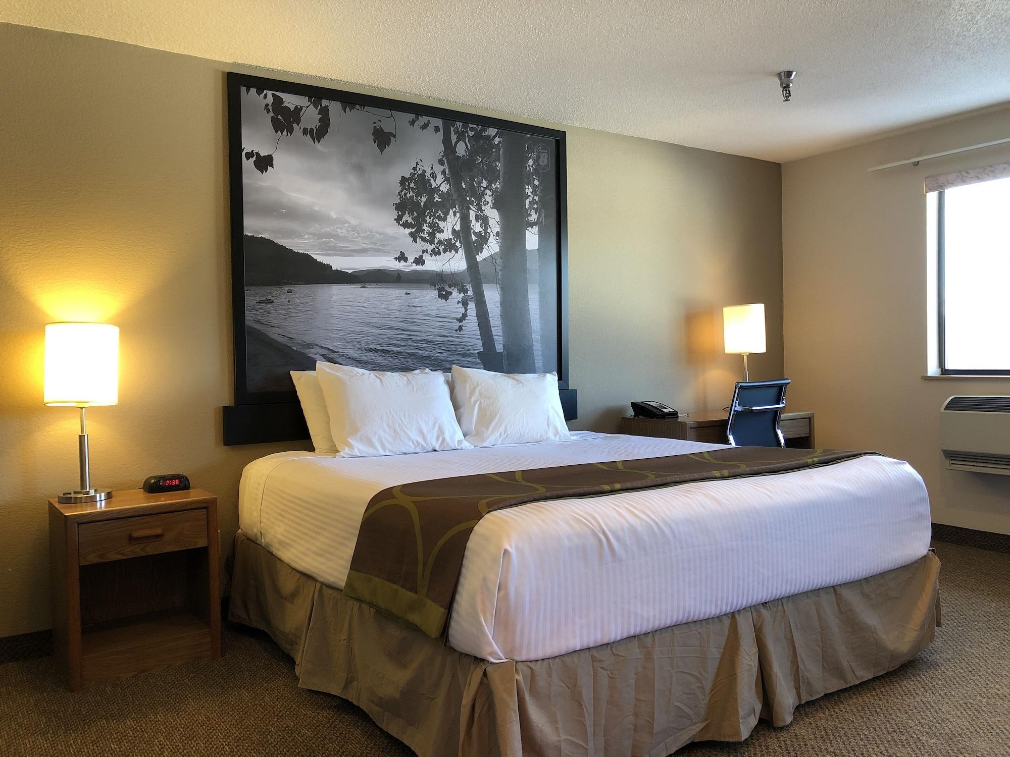 Hotel Super 8 By Wyndham Salmon Arm Zewnętrze zdjęcie